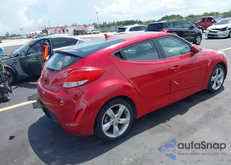 2013 Hyundai Veloster Base W/Black из США, поврежденный, VIN KMHTC6AD4DU146954